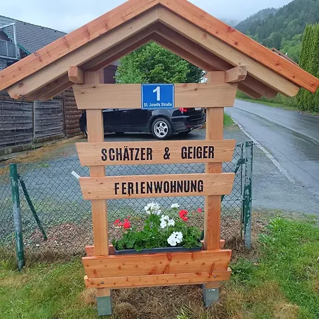 Schaetzer - Geiger 公寓 *